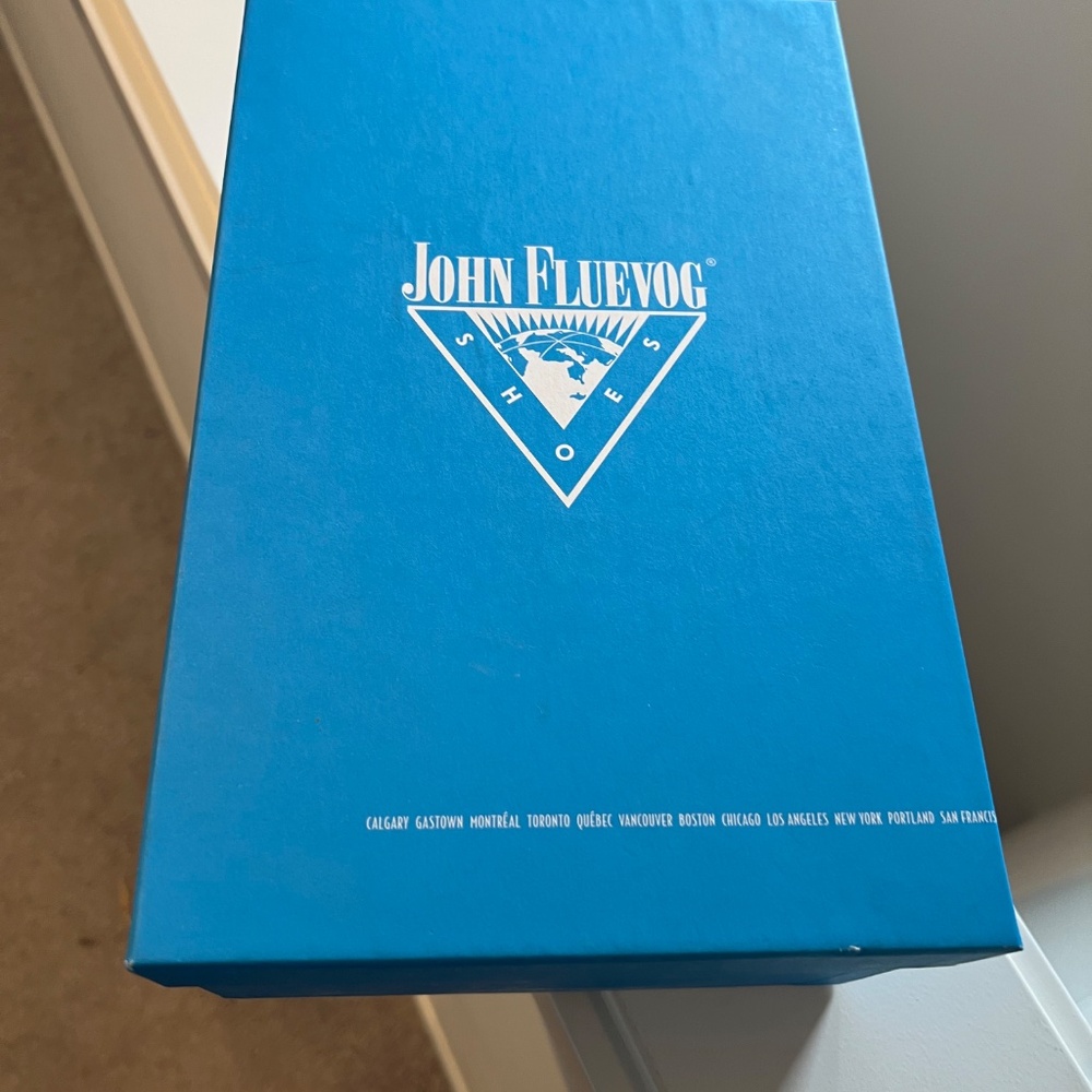 John Fluevog Attention Pump SZ10 - Picture 5 of 7